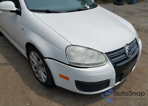 2010 Volkswagen Jetta Wolfsburg Edition из США, поврежденный, VIN 3VWRJ7AJ5AM015058